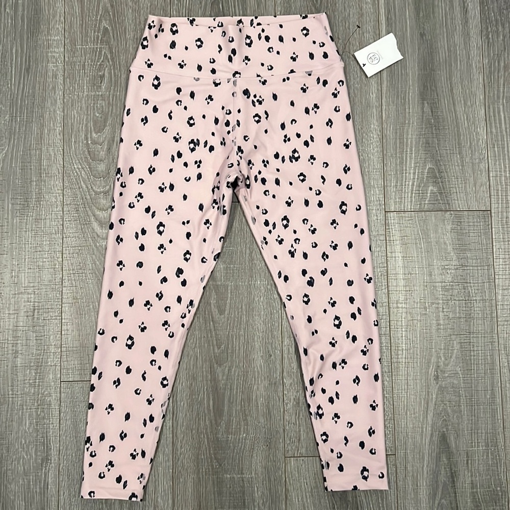 Brand New Sage High Rise Pink Snow Leopard Active Leggings Women’s Large